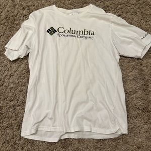 Columbia logo white t-shirt size: Large